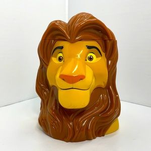 The Lion King Adult Simba Plastic Mug Cup with Hinged Lid Ringling Bros